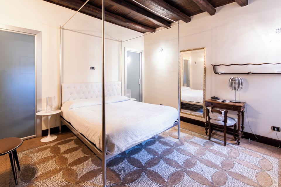 Comfort Quadruple Room | Premium bedding, desk, laptop workspace, free WiFi