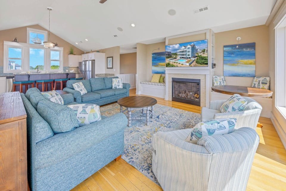 A large screen Smart TV provides entertainment as you await the mouthwatering meals coming from the kitchen.