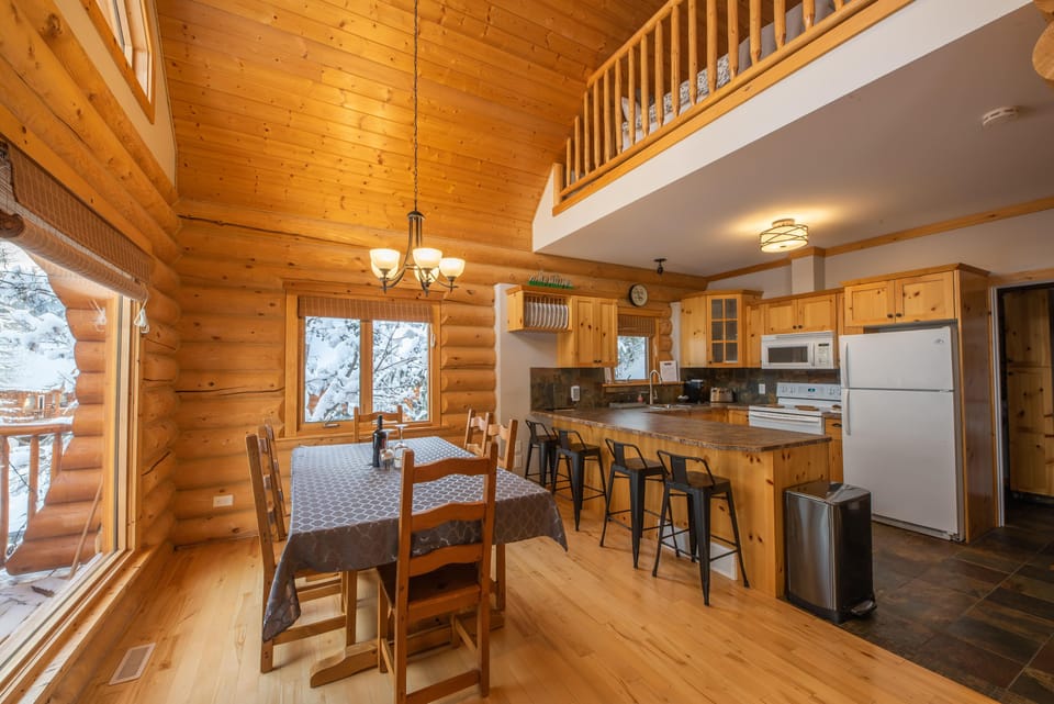 Main Floor Kitchen