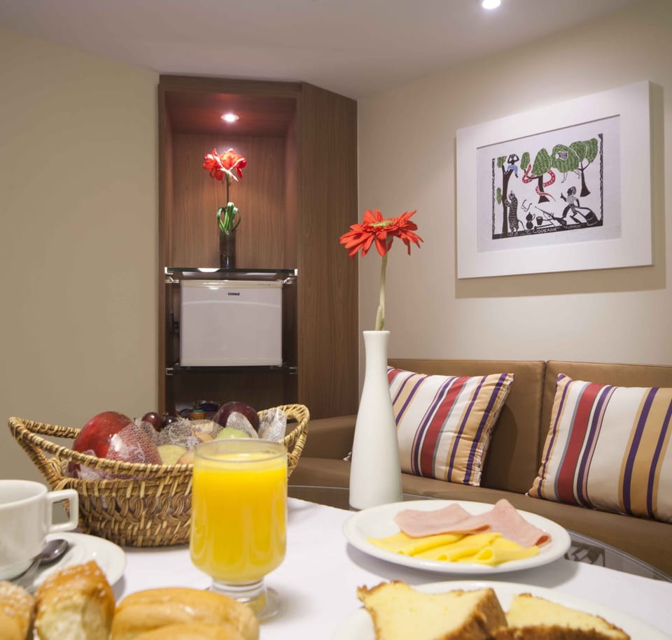 Room service - dining