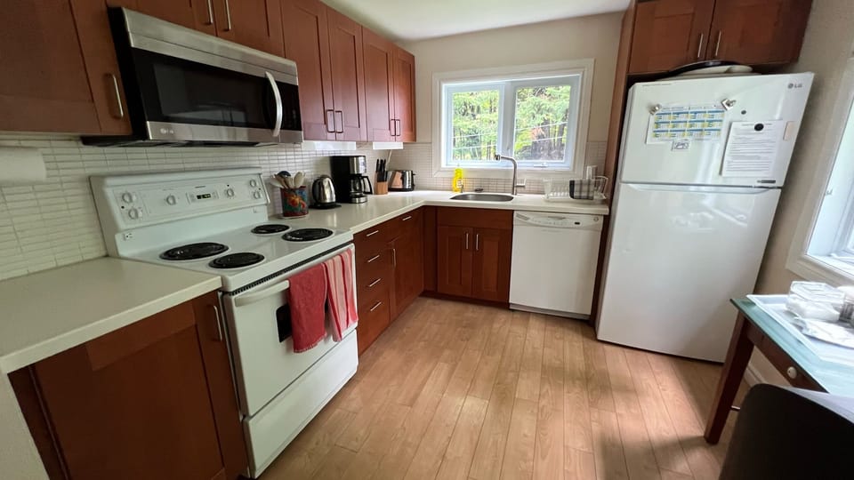 Fully-equipped kitchen