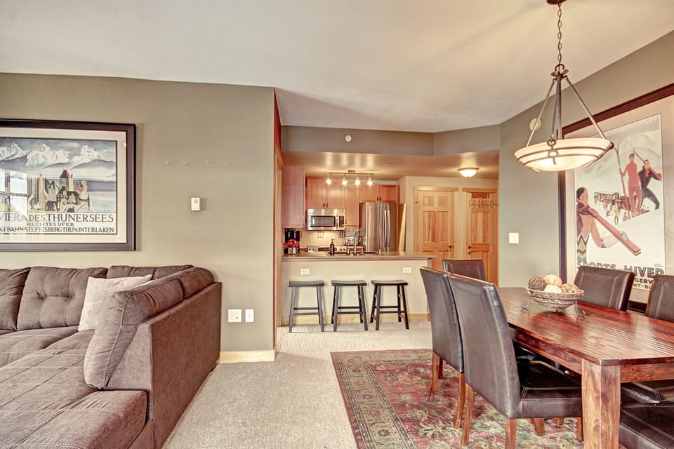 Condo, 2 Bedrooms | Living area | TV