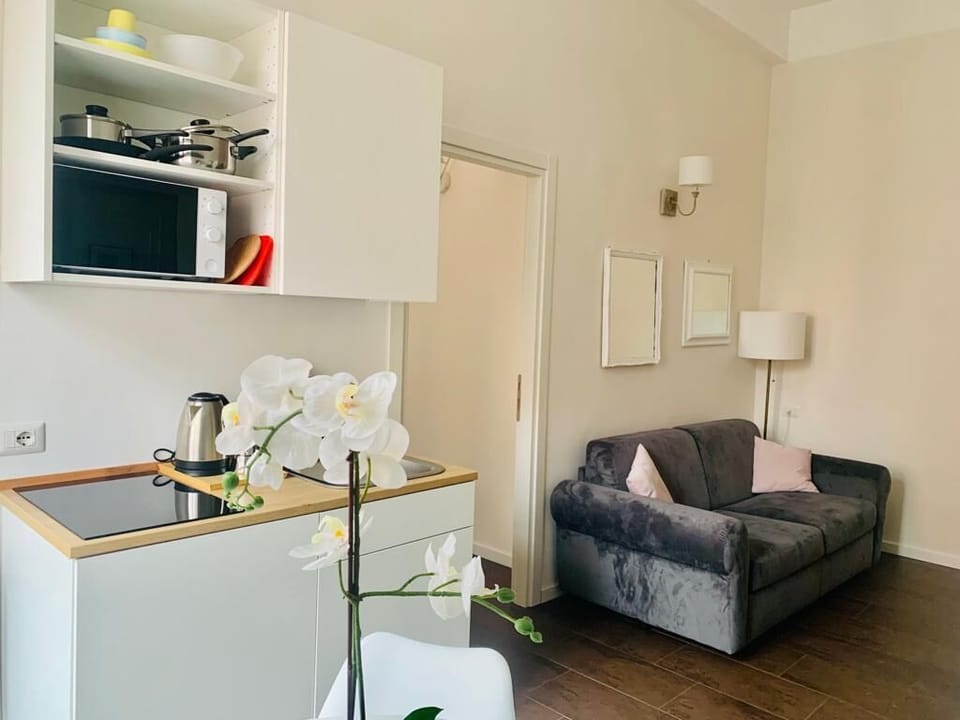 Luxury Apartment | Premium bedding, minibar, in-room safe, desk