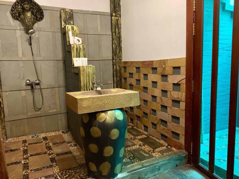 Honeymoon Double Room, 1 Bedroom, Pool View | Bathroom shower