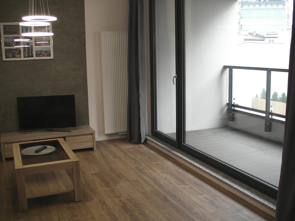 1 bedroom, soundproofing, iron/ironing board, free wired internet