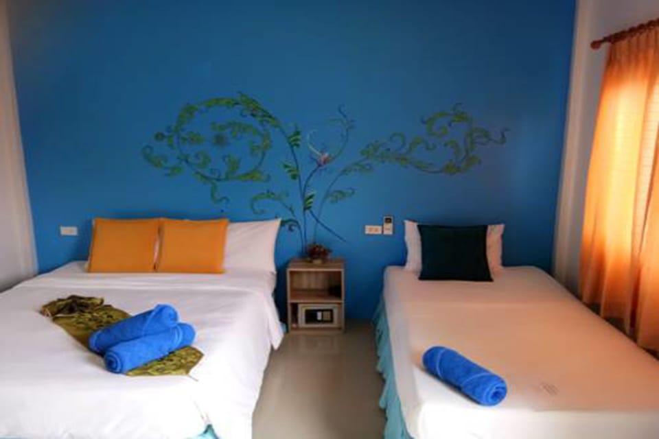 Triple Room | Soundproofing, free WiFi