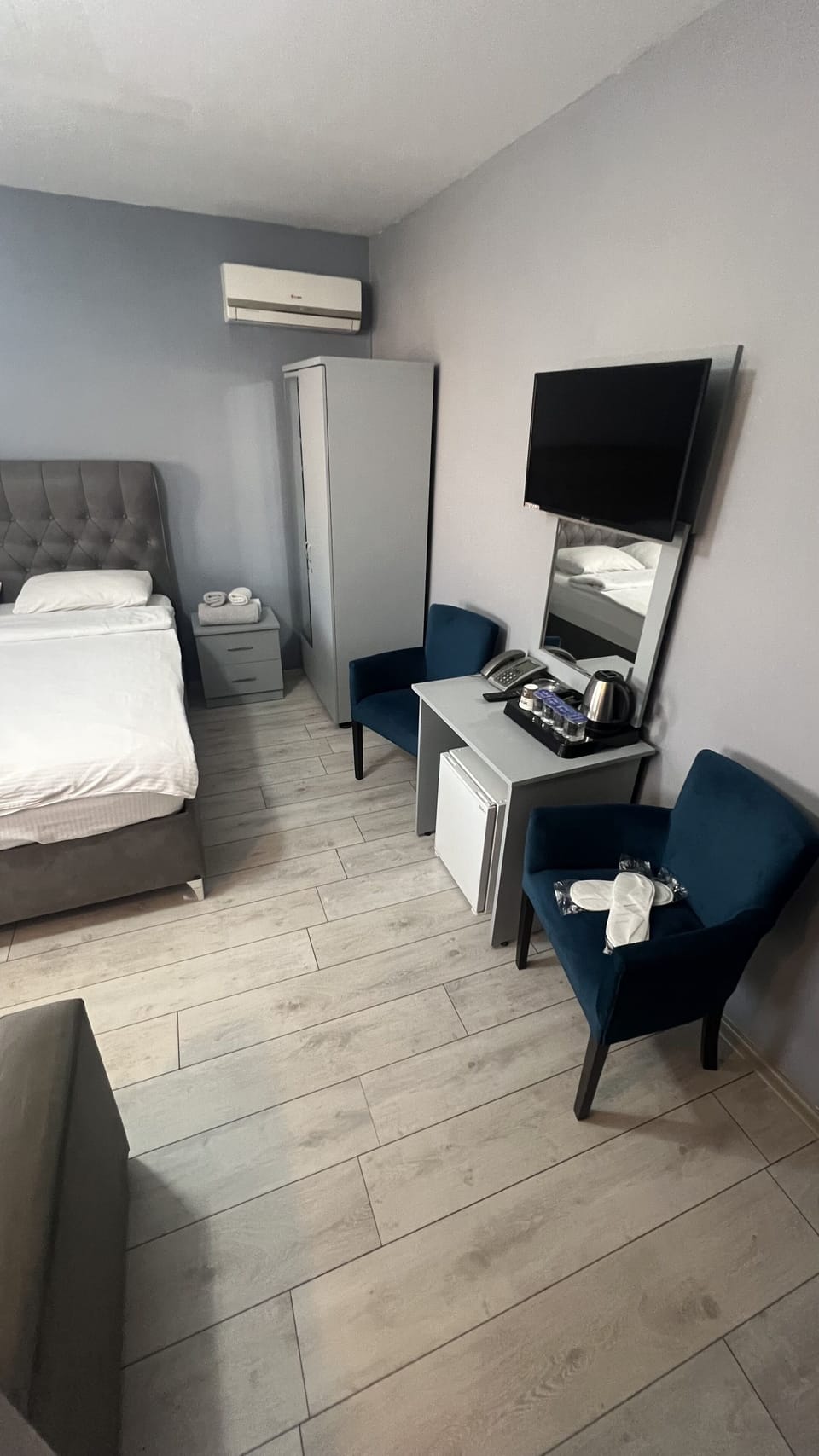 Family Room | Premium bedding, in-room safe, soundproofing, WiFi (free)