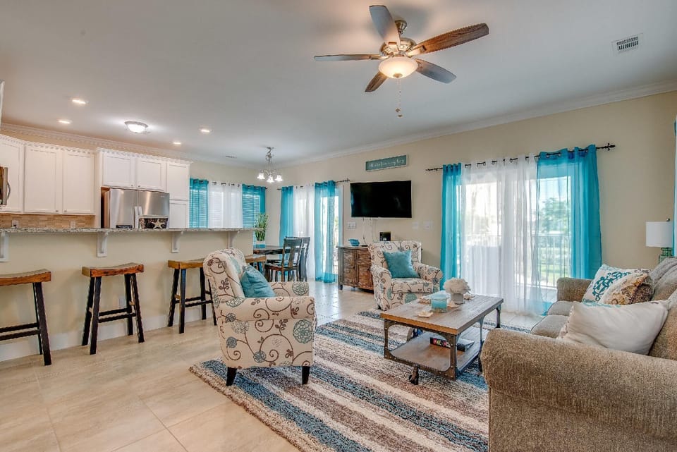 Living Room Dinning Kitchen Open Floorplan
