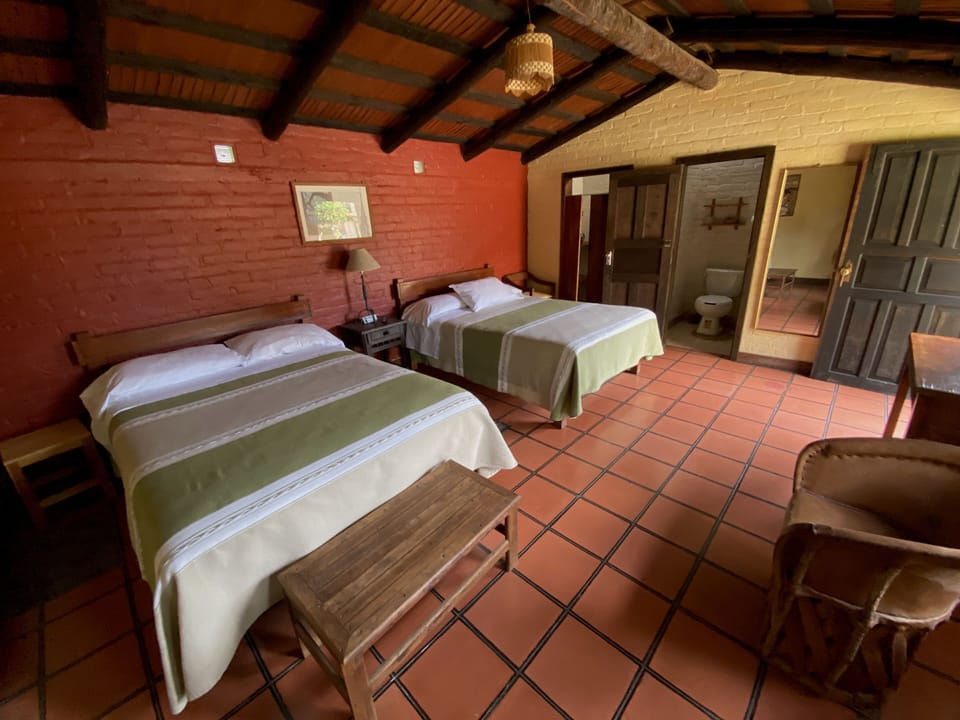 Quadruple Room | Free WiFi, bed sheets
