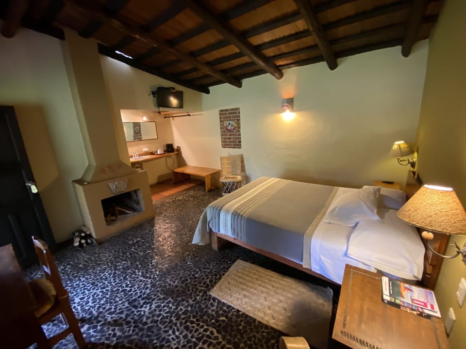 Double Room | Free WiFi, bed sheets