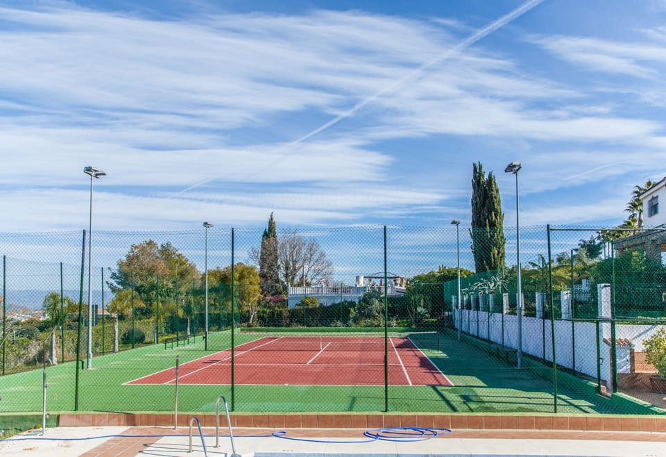 Sport court
