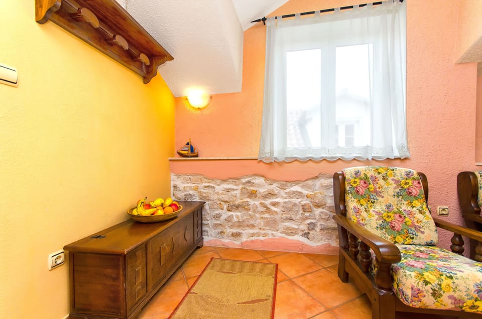 Soundproofing, iron/ironing board, free WiFi, bed sheets