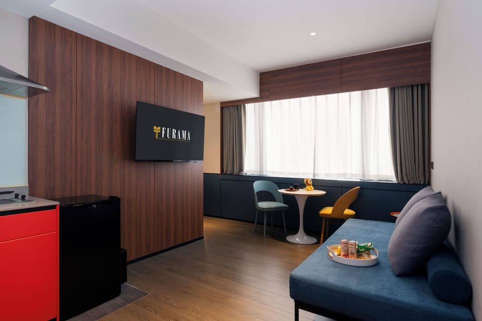 Family Suite | Living area | LCD TV