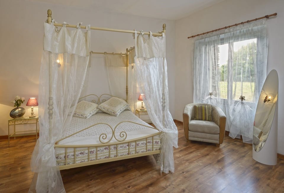 Quadruple Room (Printanière) | Blackout drapes, iron/ironing board, free WiFi, bed sheets