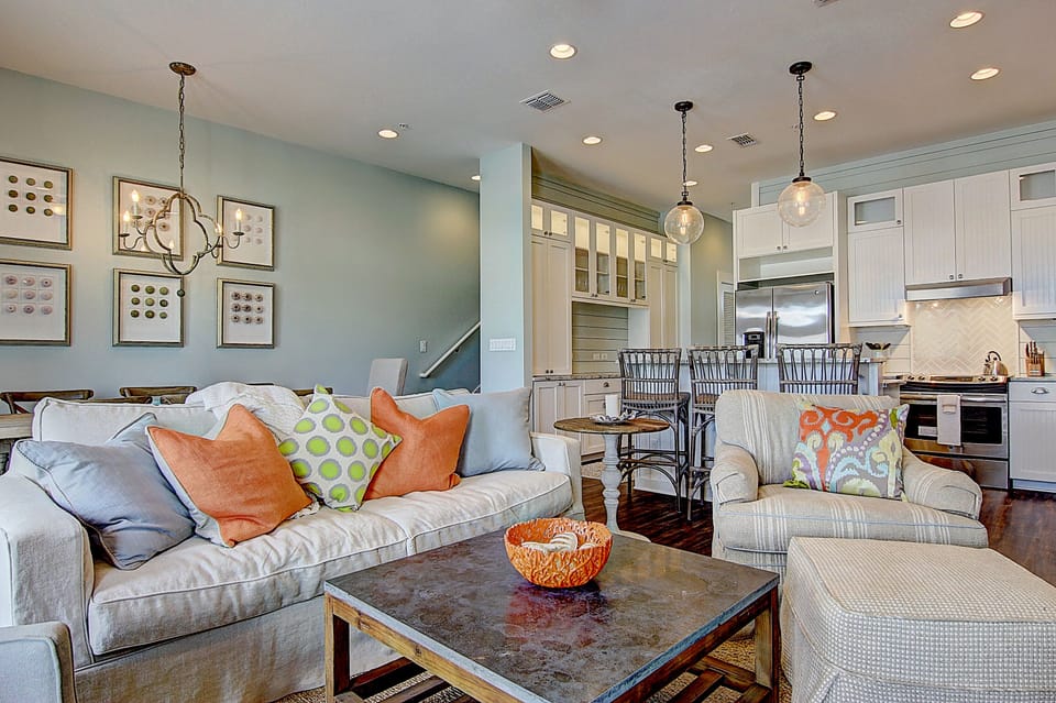 Living Area, 1st Floor - Living Area