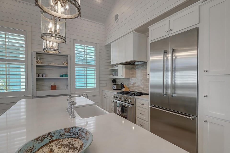 Kitchen, 2nd Floor