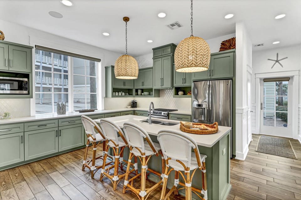 Kitchen, 1st Floor