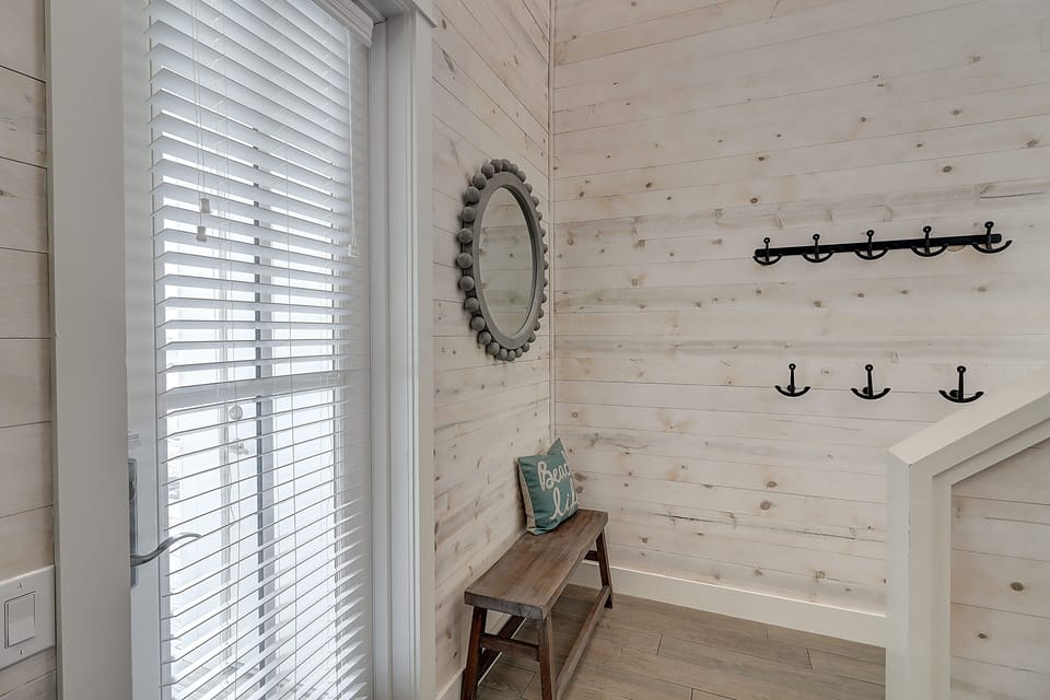 Rear Entryway, 1st Floor