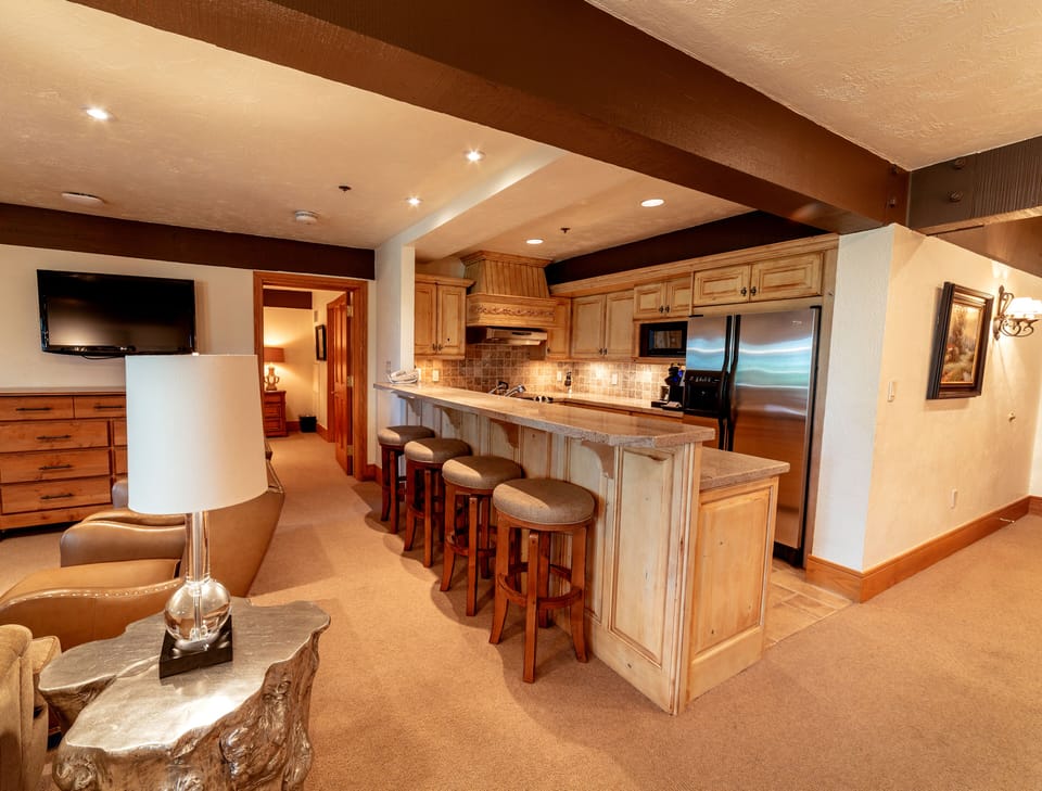 Luxury Suite, 2 Bedrooms | Private kitchen | Coffee/tea maker