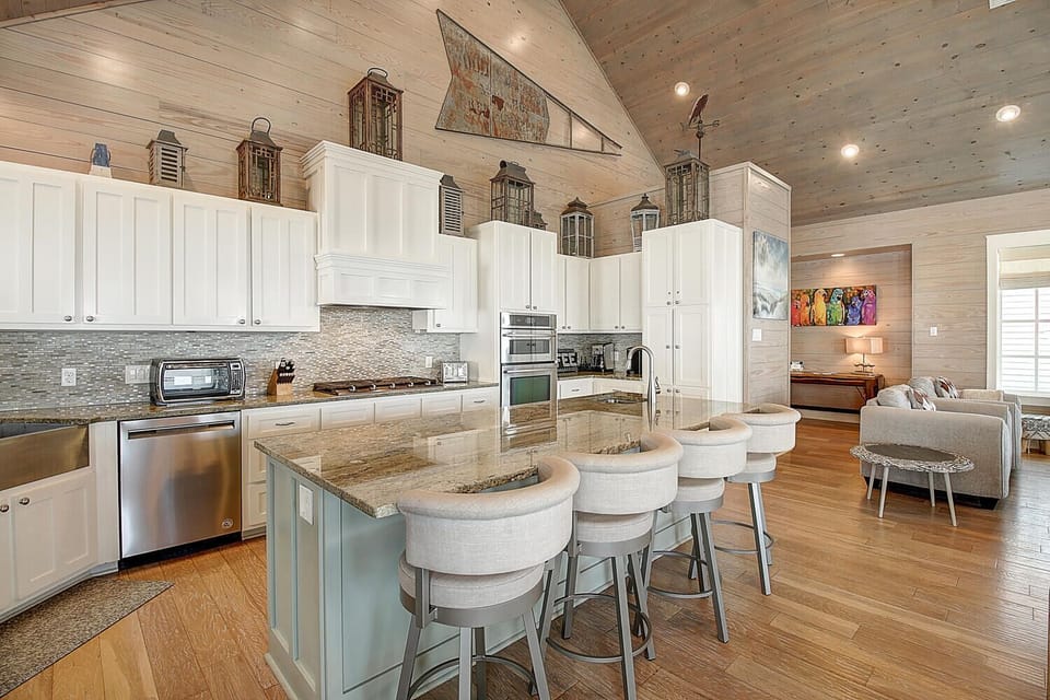 Kitchen, 2nd Floor