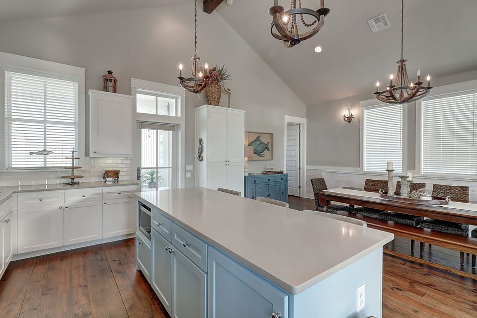 Kitchen, 2nd Floor