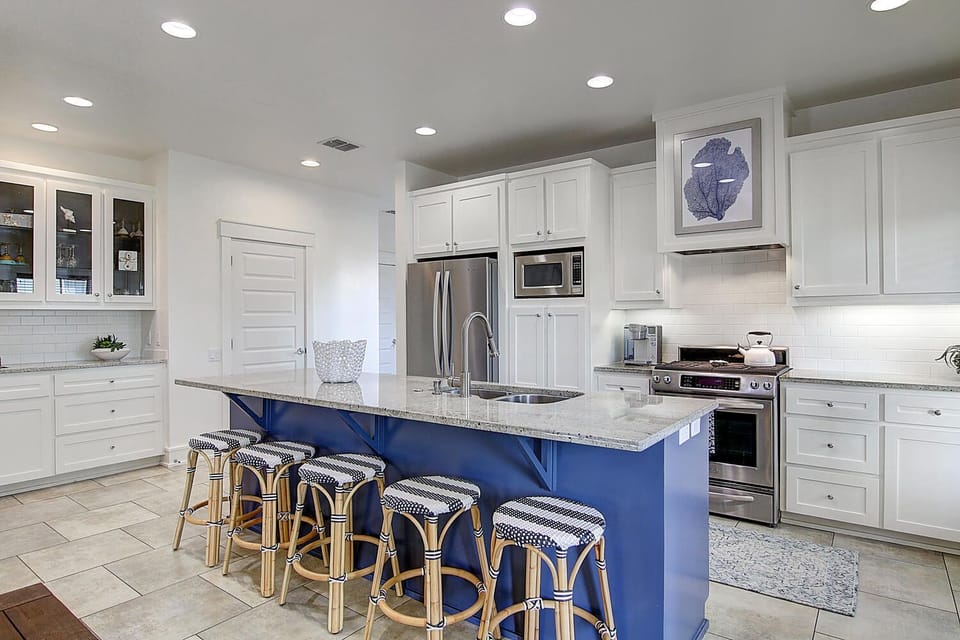 Kitchen, 1st Floor