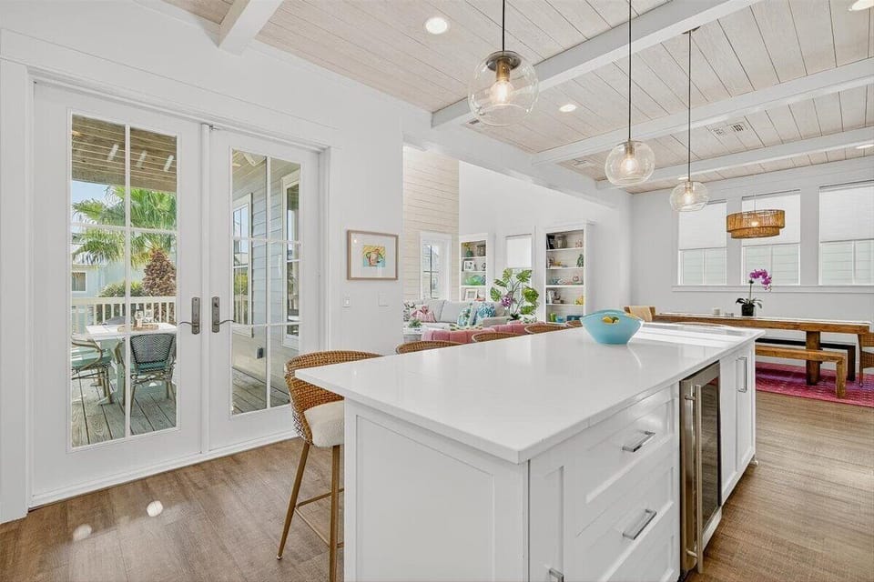 Kitchen, 2nd Floor
