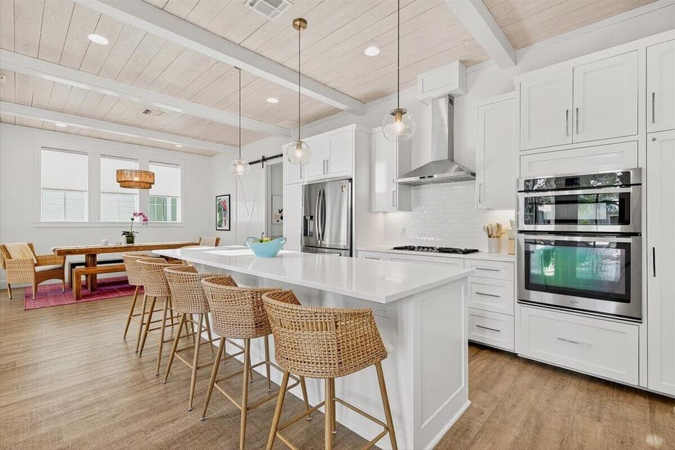 Kitchen, 2nd Floor