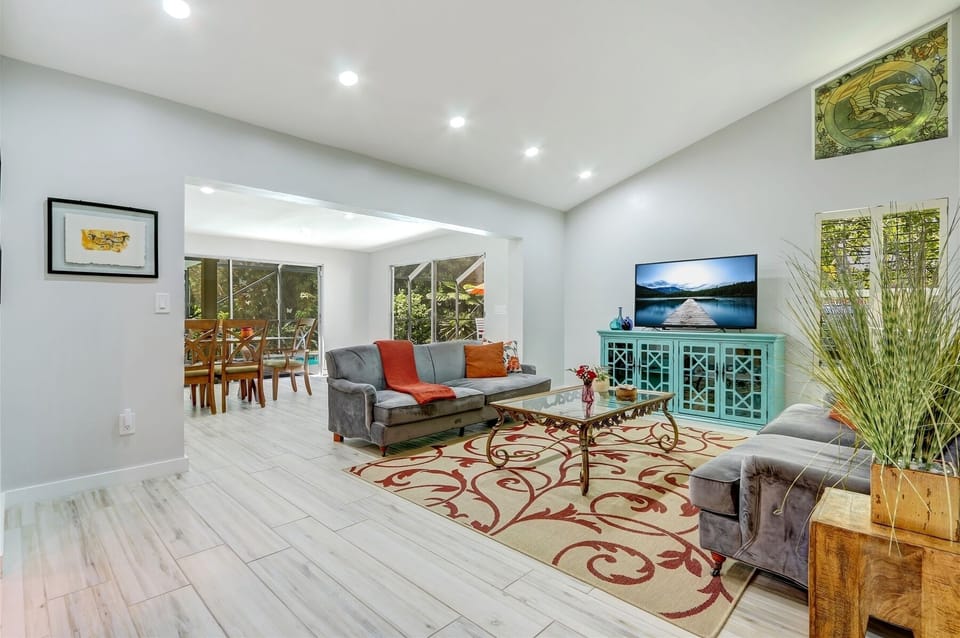 Enjoy favorites on the 50-inch Roku TV setup w/ Sling streaming service