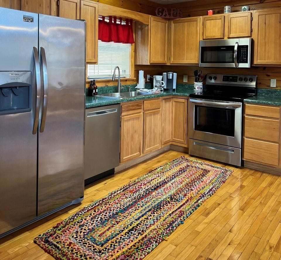 All New Stainless Steel Appliances & New Keurig Coffee Maker