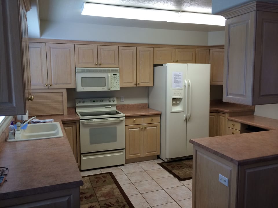 Fully Stocked Kitchen