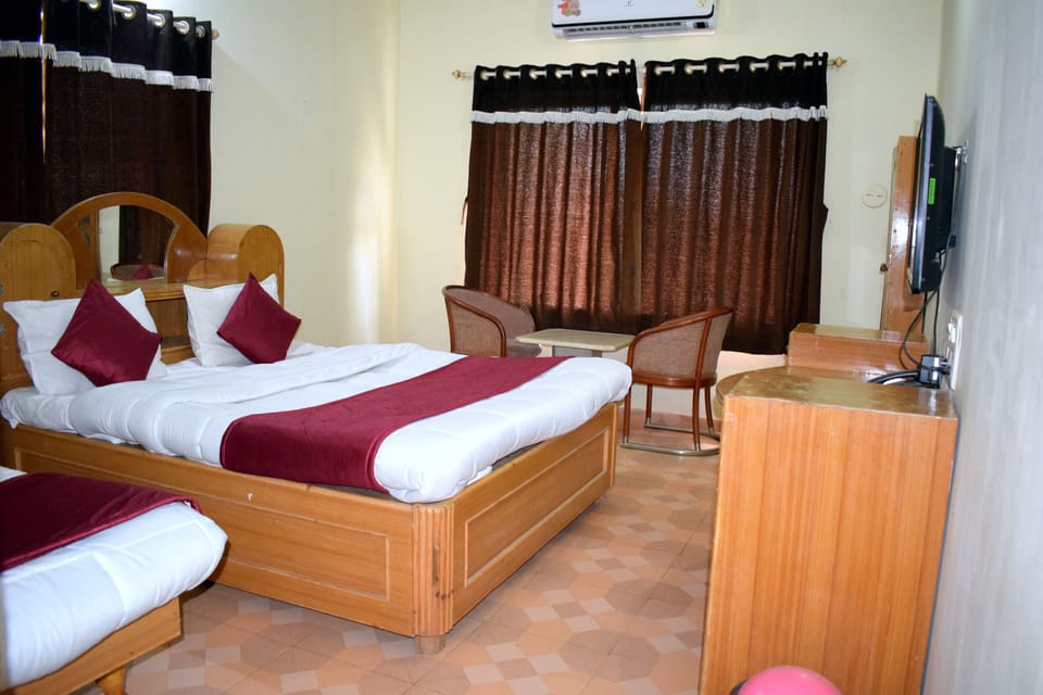 Deluxe Room, 1 Double Bed | Desk, free WiFi