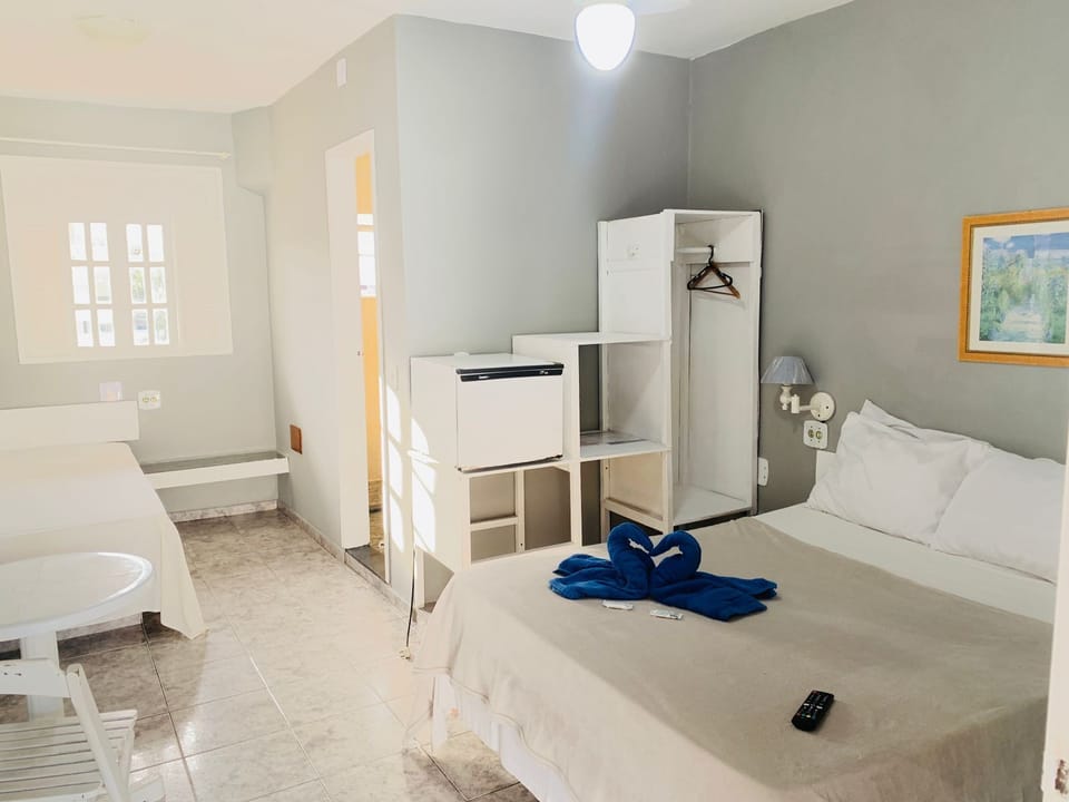 Minibar, WiFi (free), bed sheets