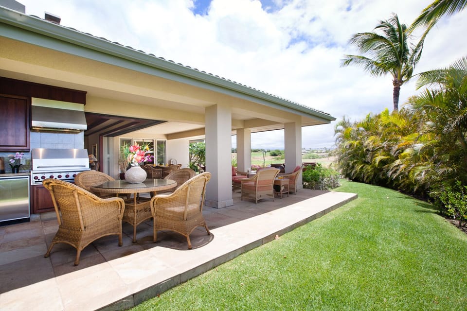 Lanai outside of the 2nd Master including Wolfe BBQ and outdoor bar.