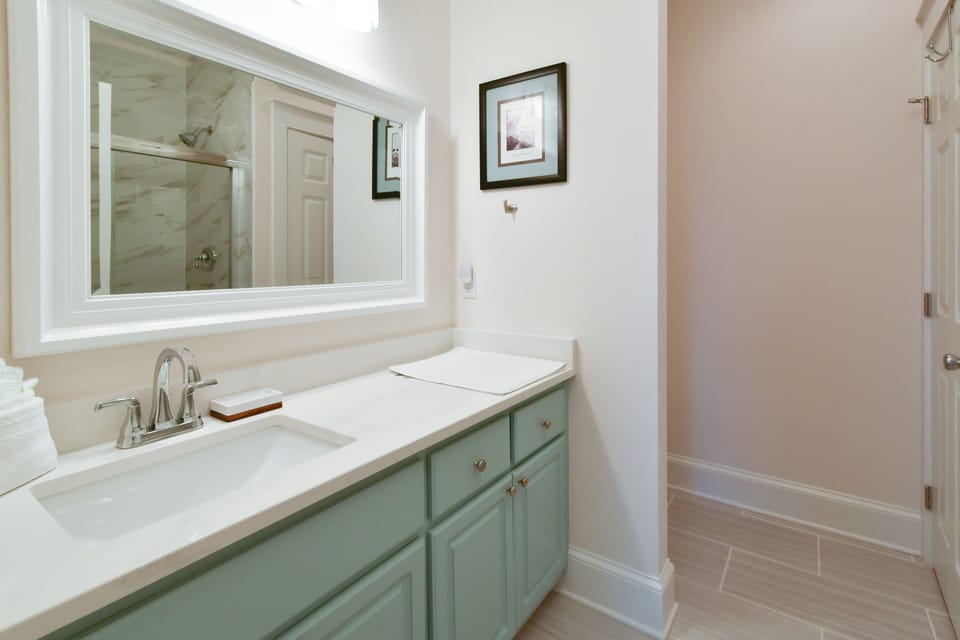 Dream Maker- 2nd Floor Primary Bathroom