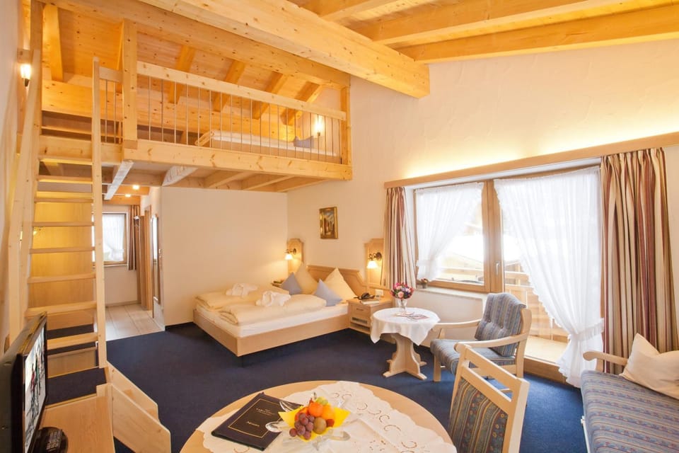 Premium bedding, minibar, in-room safe, laptop workspace