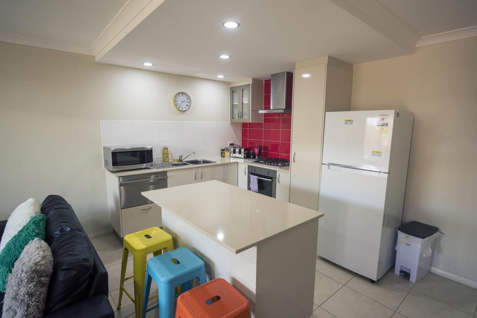 Apartment, 2 Bedrooms | Private kitchen | Full-size fridge, microwave, oven, stovetop
