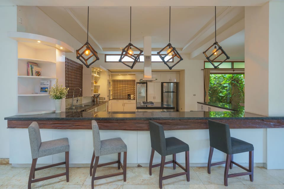 Villa, 7 Bedrooms | Private kitchen | Fridge, microwave, oven, stovetop