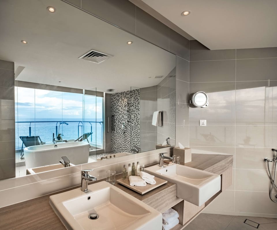 Family Suite, 2 Bedrooms, Terrace, Sea View | Bathroom | Shower, rainfall showerhead, free toiletries, hair dryer