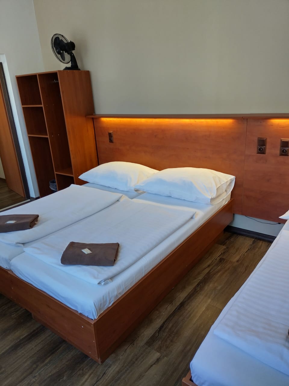 Quadruple Room, Private Bathroom | Desk, blackout drapes, free WiFi, bed sheets