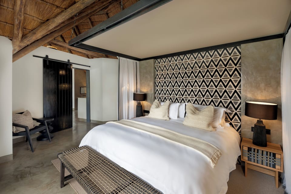 Executive Suite, 1 King Bed, River View, Lakeside | Minibar, in-room safe, desk, laptop workspace