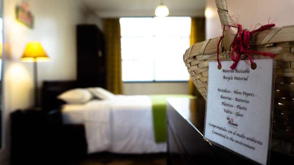 In-room safe, WiFi (free), bed sheets