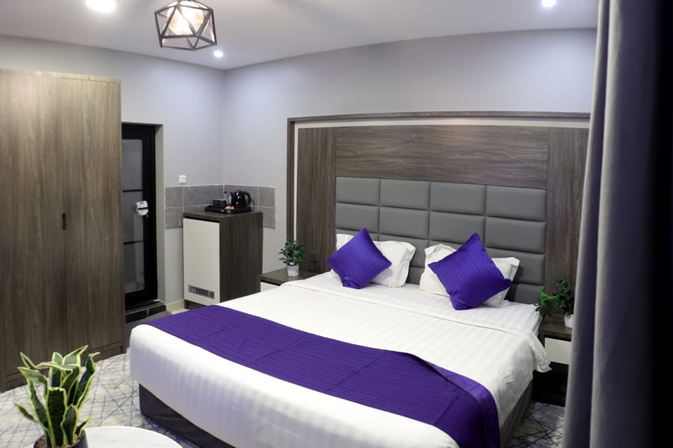 Egyptian cotton sheets, premium bedding, blackout drapes