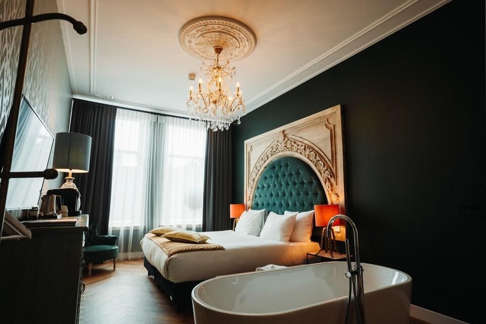 Classic Suite | Premium bedding, in-room safe, individually furnished