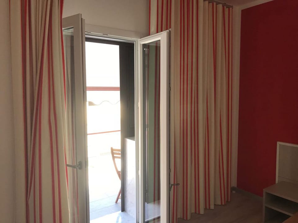 Standard Double or Twin Room | Balcony