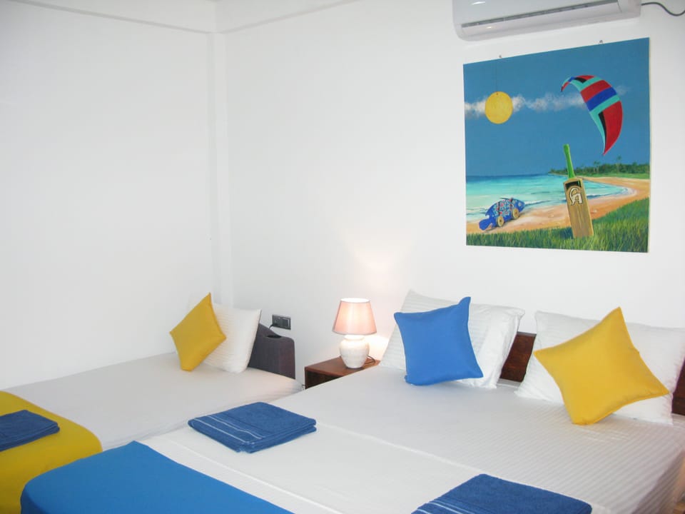 Deluxe Triple Room, 1 King Bed with Sofa bed, Garden View, Ground Floor | 6 bedrooms, premium bedding, minibar, in-room safe