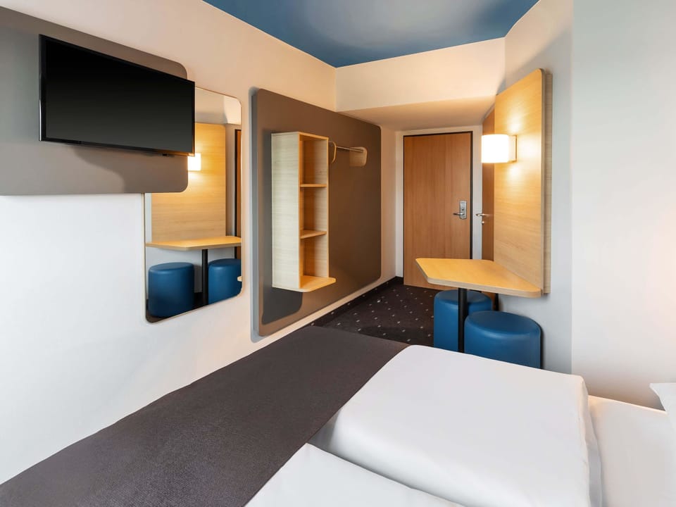 Double Room | Desk, soundproofing, bed sheets