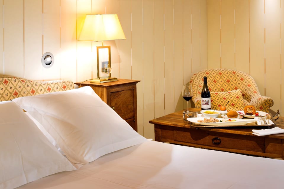 Traditional Double or Twin Room | Free WiFi, bed sheets