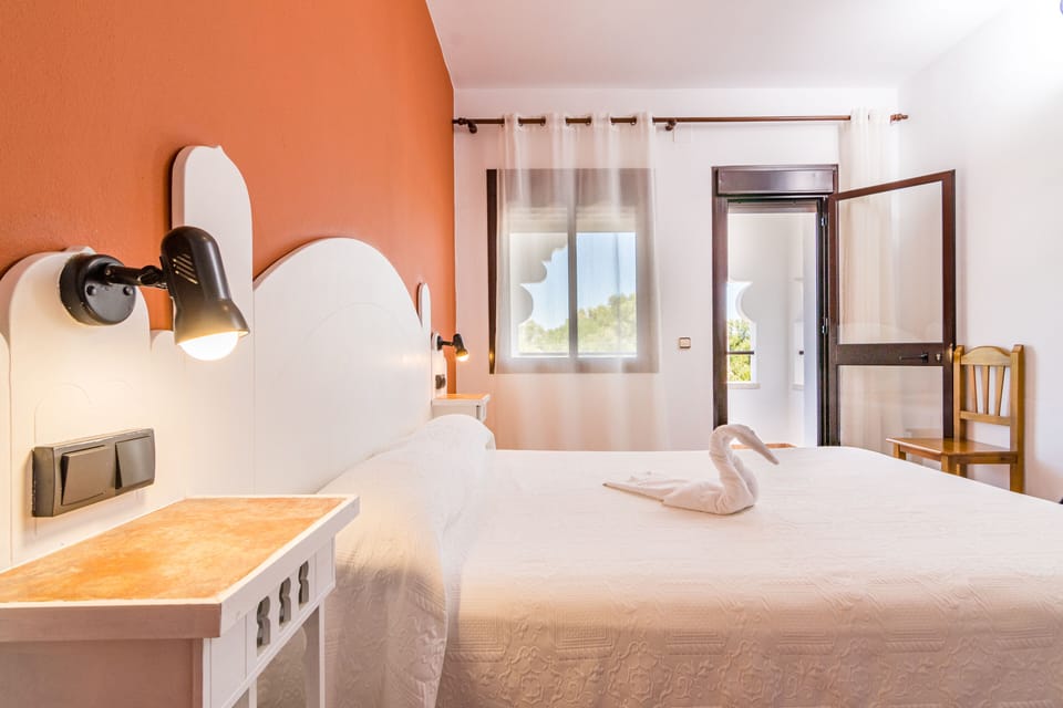 Double Room, Pool View | Premium bedding, desk, free WiFi, bed sheets