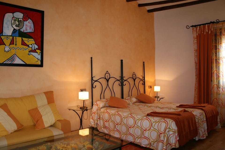 Superior Double Room | In-room safe, cribs (free), rollaway beds (surcharge), WiFi (free)
